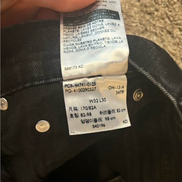 Denizen by Levi’s Black Jeans 216 Skinny Fit 32x30 - Picture 3 of 3
